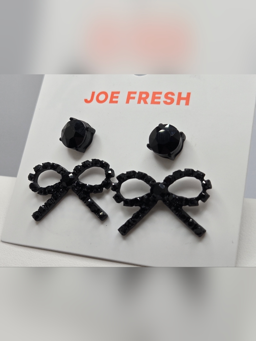✨2/$10✨ Round Bow Rhinestone Sparkle & Black Stud Earrings Set New Joe Fresh - Picture 4 of 10